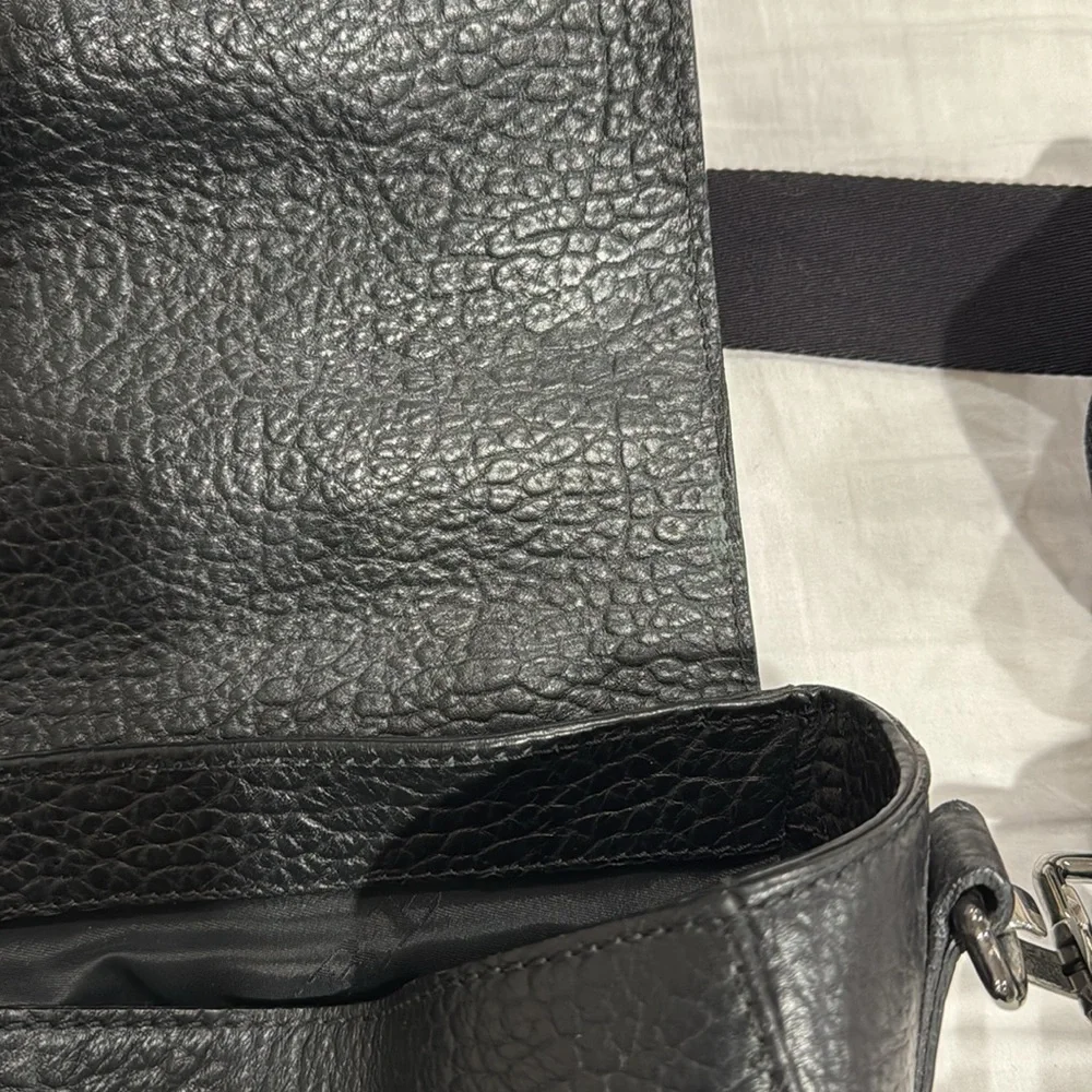 Burberry Grifford Grain Leather Messenger Bag - Picture 6 of 6